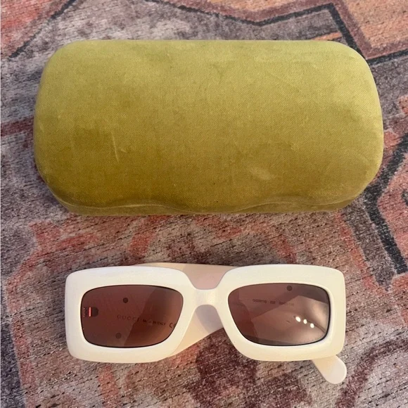 Gucci rectangle frame sunglasses - Picture 3 of 3